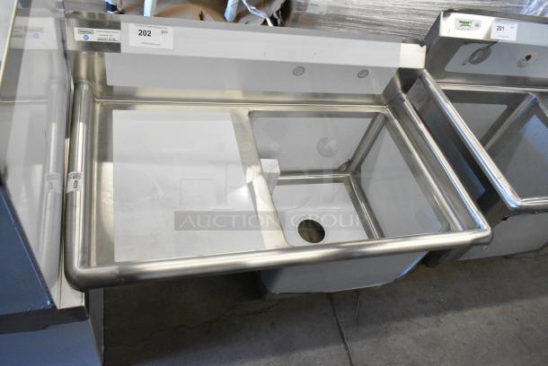 BRAND NEW SCRATCH AND DENT! Steelton 522CS11818L Stainless Steel Single Bay Sink w/ Left Side Drain Board. - Image 4 of 7
