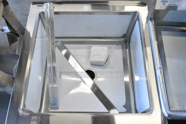 BRAND NEW SCRATCH AND DENT! Regency 600SM242412 29" 16-Gauge Stainless Steel One Compartment Floor Mop Sink - 24" x 24" x 12" Bowl - Image 3 of 6