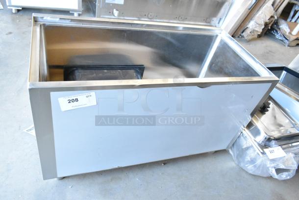BRAND NEW SCRATCH AND DENT! Regency 600IB1836M 36" x 18" Stainless Steel Portable Ice Bin - Image 1 of 6