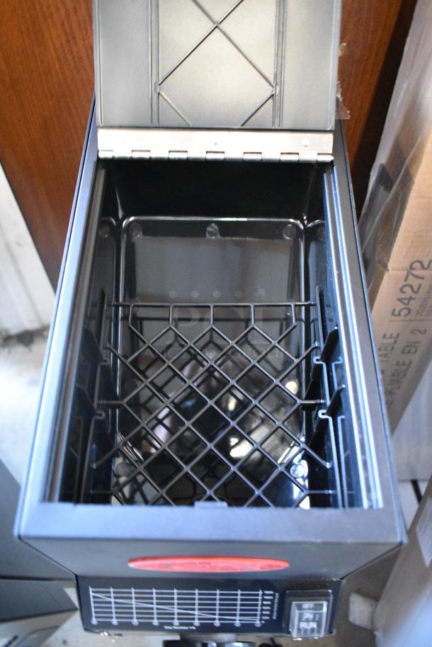 BRAND NEW SCRATCH AND DENT! Avantco BCG3 3 lb. Bulk Coffee Grinder. 110 Volts, 1 Phase. Tested and Working! - Image 5 of 6