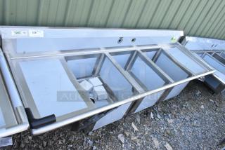 BRAND NEW SCRATCH AND DENT! Regency 600S31824218 Stainless Steel 3 Bay Sink w/ Dual Drain Boards.