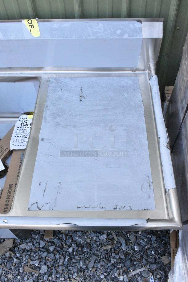 BRAND NEW SCRATCH AND DENT! Regency 600S32030224 Stainless Steel 3 Bay Sink w/ Dual Drain Boards. - Image 3 of 8