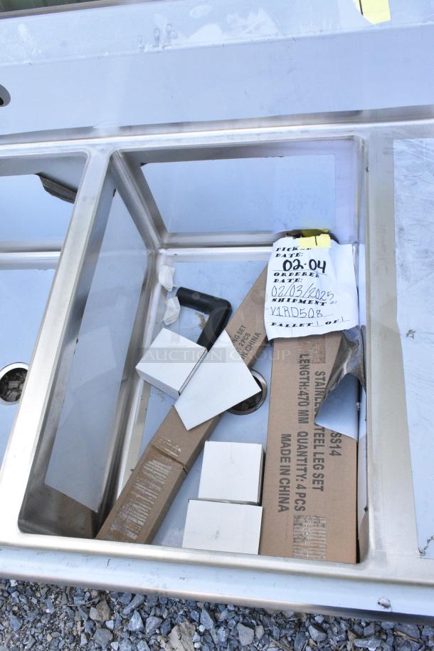 BRAND NEW SCRATCH AND DENT! Regency 600S32030224 Stainless Steel 3 Bay Sink w/ Dual Drain Boards. - Image 4 of 8