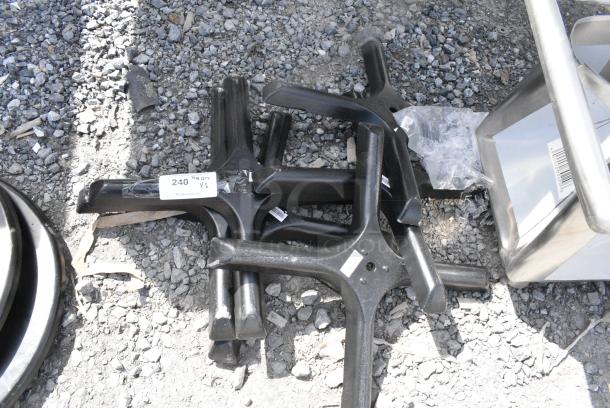 6 Metal Cross Table Base Feet. 6 Times Your Bid! - Image 1 of 3