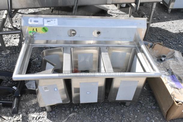 BRAND NEW SCRATCH AND DENT! Regency 600S31014 Stainless Steel 3 Bay Sink. No Legs. - Image 4 of 6