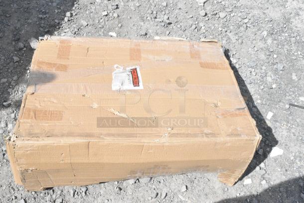 BRAND NEW SCRATCH AND DENT! Advance Tabco Shelf - Image 4 of 4