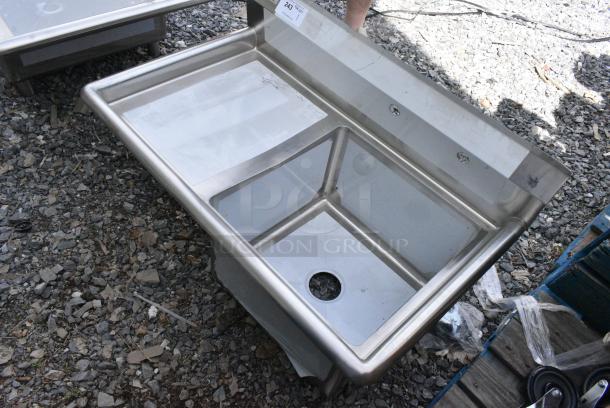 BRAND NEW SCRATCH AND DENT! Steelton 522CS11818L 38 3/4" 18-Gauge Stainless Steel One Compartment Commercial Sink with Left Drainboard - 18" x 18" x 12" Bowl. No Legs. - Image 2 of 5