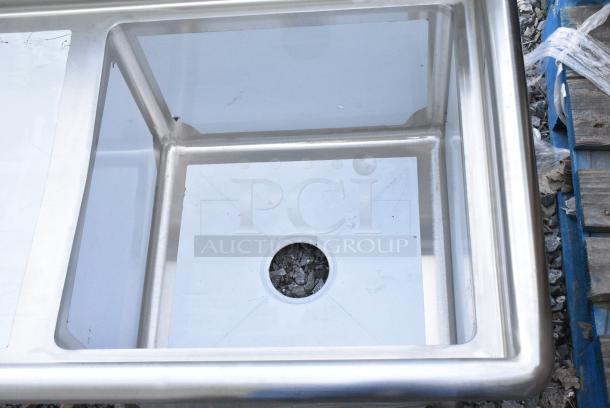 BRAND NEW SCRATCH AND DENT! Steelton 522CS11818L 38 3/4" 18-Gauge Stainless Steel One Compartment Commercial Sink with Left Drainboard - 18" x 18" x 12" Bowl. No Legs. - Image 3 of 5