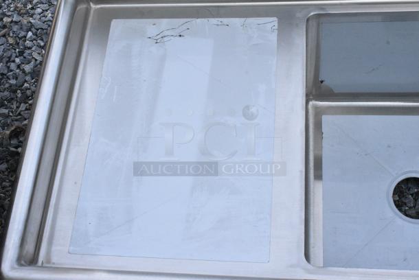 BRAND NEW SCRATCH AND DENT! Steelton 522CS11818L 38 3/4" 18-Gauge Stainless Steel One Compartment Commercial Sink with Left Drainboard - 18" x 18" x 12" Bowl. No Legs. - Image 4 of 5