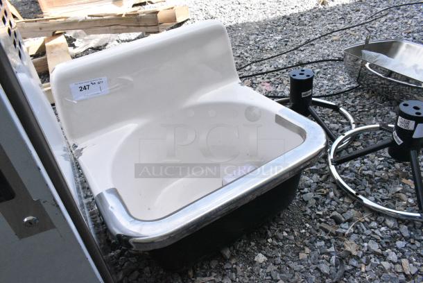 BRAND NEW SCRATCH AND DENT! Single Bay Wall Mount Sink - Image 3 of 4