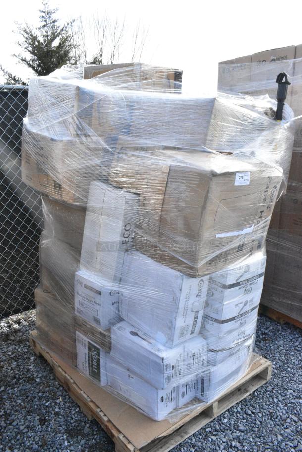 32 BRAND NEW SCRATCH AND DENT! Items Including 500TO993 Choice 9" x 9" x 3" Microwavable 1-Compartment Black / Clear Plastic Hinged Container - 100/Case, 500TO1183C2 Choice 11" x 8 1/2" x 3" Microwaveable 2-Compartment Black / Clear Plastic Hinged Container - 100/Case, 127PL2 Choice PET Plastic Lid for 1.5 to 2.5 oz. Souffle Cup / Portion Cup - 2500/Case, 760SOUP12KB Choice 12 oz. Kraft Poly-Coated Paper Food Cup - 1000/Case, 433BR14 BAG SHOP HNDL 14X8X15 200 BROWN, 50016W Choice 16 oz. White Poly Paper Hot Cup - 1,000/Case, 130TASTERNEO Choice 3" Neon Plastic Taster Spoon with Assorted Colors - 3,000/Case, 347TCL7 Choice 7-8 oz. Clear Disposable Plastic Tumbler - 500/Case. 32 Times Your Bid! - Image 2 of 18