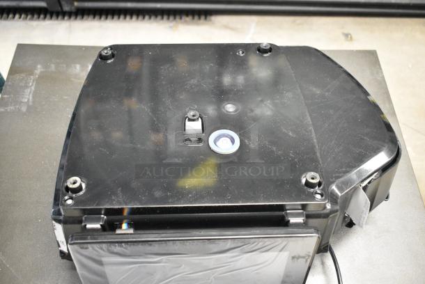 BRAND NEW IN BOX! 2017 Hobart HTi Metal Commercial Countertop Scale. 120/208-240 Volts, 1l Phase. Tested and Working! - Image 14 of 28