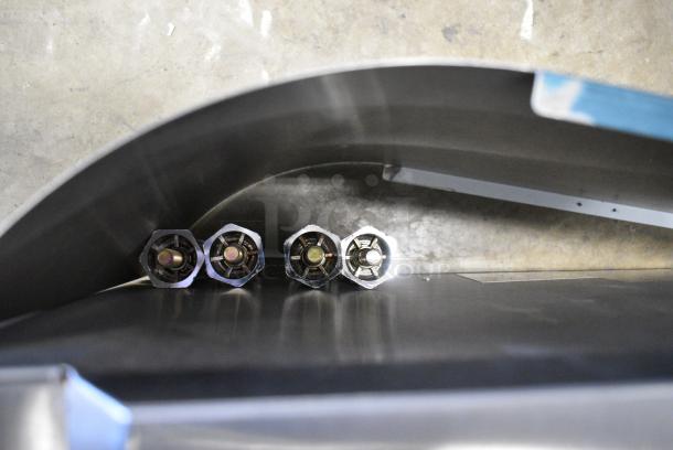 BRAND NEW SCRATCH AND DENT! Avantco 184T140 Stainless Steel Commercial 10" Wide Conveyor Toaster with 3" Opening. 300 Slices per Hour. 120 Volts, 1 Phase. - Image 11 of 15