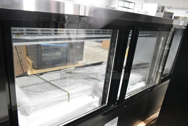 BRAND NEW SCRATCH AND DENT! 2024 Avantco 178DLC82HCB Metal Commercial 82" Black Curved Glass Refrigerated Deli Case. 115 Volts, 1 Phase. Tested and Working! - Image 4 of 7