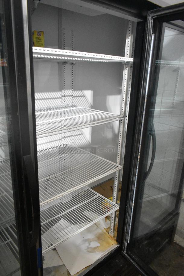 2019 True GDM-72-HC Metal Commercial 3 Door Reach In Cooler Merchandiser w/ Poly Coated Racks. 115 Volts, 1 Phase. Tested and Working! - Image 4 of 6