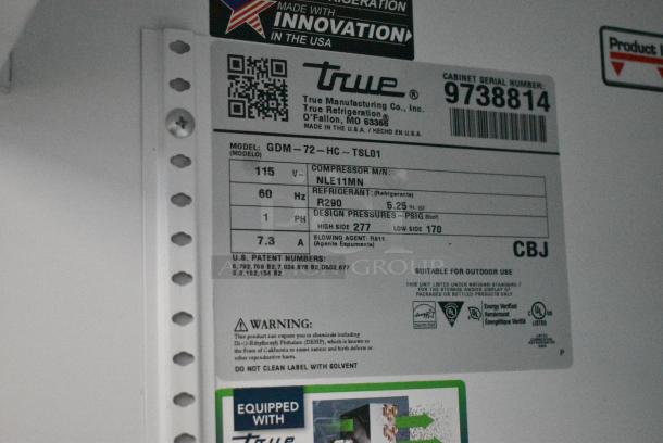 2019 True GDM-72-HC Metal Commercial 3 Door Reach In Cooler Merchandiser w/ Poly Coated Racks. 115 Volts, 1 Phase. Tested and Working! - Image 6 of 6