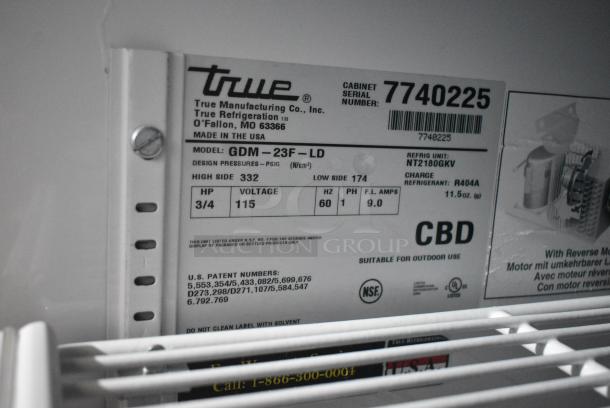 True GDM-23F-LD Metal Commercial Single Door Reach In Freezer Merchandiser w/ Poly Coated Racks. 115 Volts, 1 Phase. Tested and Working! - Image 5 of 5