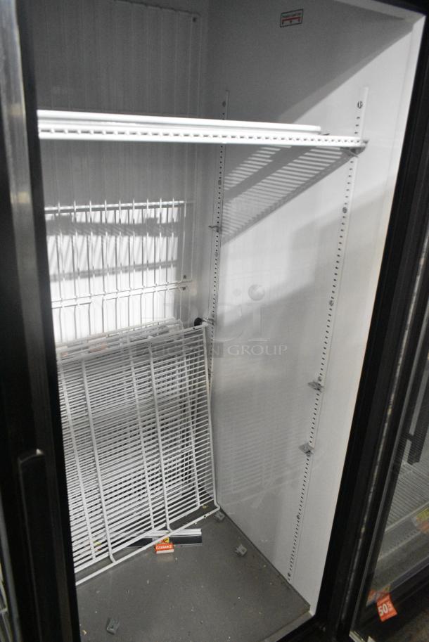 True GDM-49F-LD Metal Commercial 2 Door Reach In Freezer Merchandiser w/ Poly Coated Racks. 115/208-230 Volts, 1 Phase. Tested and Working! - Image 4 of 7
