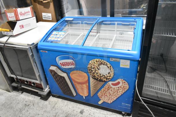 AHT RIO S 100 Metal Commercial 2 Door Chest Freezer Merchandiser w/ Baskets on Commercial Casters. 115 Volts, 1 Phase. Tested and Working! - Image 2 of 7