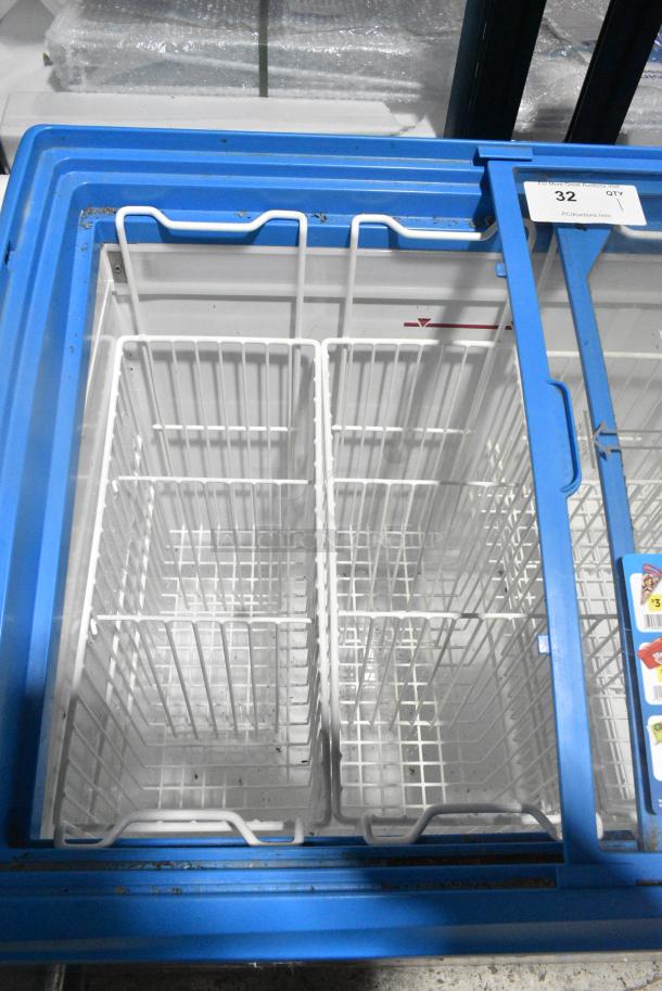 AHT RIO S 100 Metal Commercial 2 Door Chest Freezer Merchandiser w/ Baskets on Commercial Casters. 115 Volts, 1 Phase. Tested and Working! - Image 4 of 7