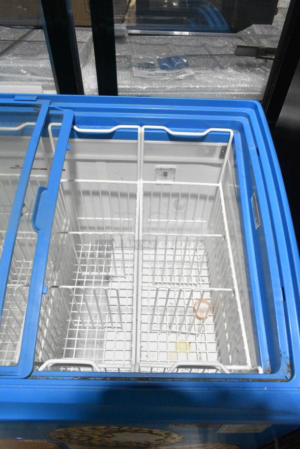 AHT RIO S 100 Metal Commercial 2 Door Chest Freezer Merchandiser w/ Baskets on Commercial Casters. 115 Volts, 1 Phase. Tested and Working! - Image 5 of 7
