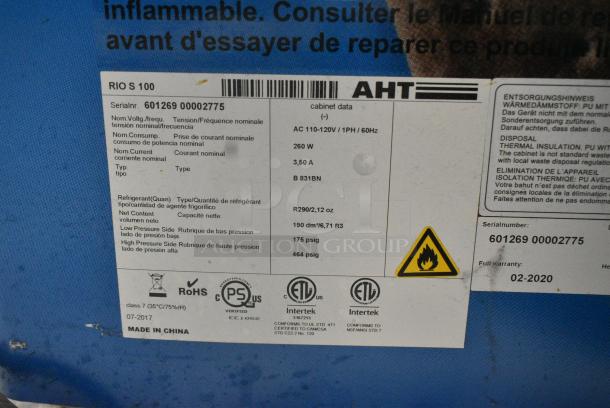 AHT RIO S 100 Metal Commercial 2 Door Chest Freezer Merchandiser w/ Baskets on Commercial Casters. 115 Volts, 1 Phase. Tested and Working! - Image 7 of 7