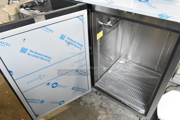 BRAND NEW SCRATCH AND DENT! 2024 Glastender C1FB36 Single Door Undercounter Cooler. 115 Volts, 1 Phase. Tested and Working! - Image 3 of 8