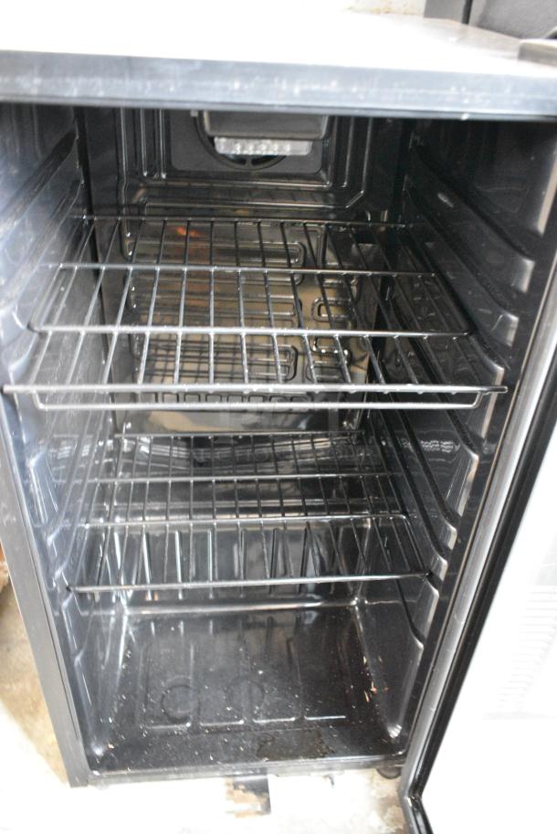 Danby DBC120BLS Metal Mini Cooler Merchandiser. 115 Volts, 1 Phase. Tested and Working! - Image 2 of 4