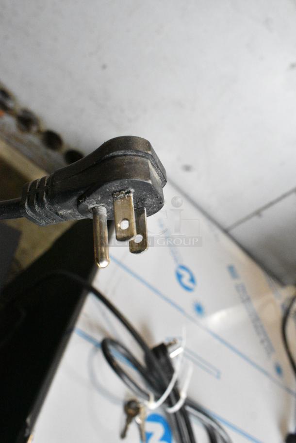 Danby DBC120BLS Metal Mini Cooler Merchandiser. 115 Volts, 1 Phase. Tested and Working! - Image 4 of 4
