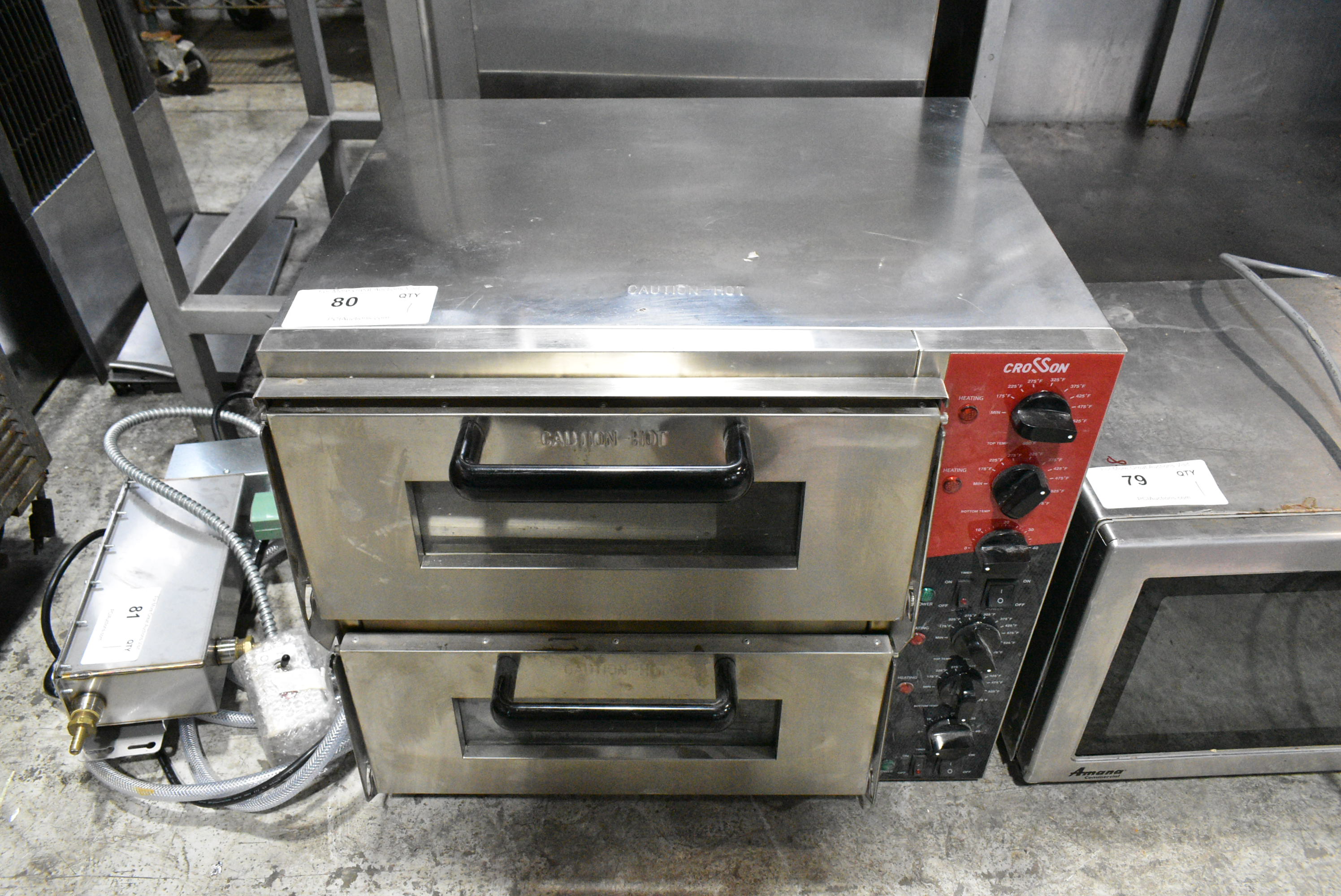 Crosson double deck countertop pizza oven showing compact design