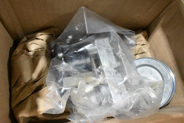 BRAND NEW SCRATCH AND DENT! Hobart 00-913102-00406 Gear Motor - Image 1 of 2