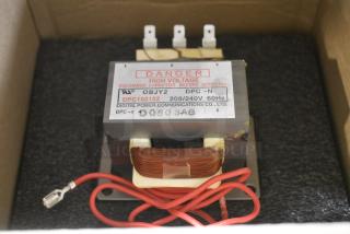 BRAND NEW SCRATCH AND DENT! Capacitor/Transformer Kit. 208/240 Volts.