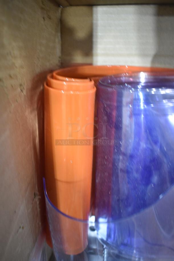 BRNAD NEW SCRATCH AND DENT! Curtron QSD-8-50-UM-72X96 72"W x 96"H Transparent Clear PVC Strip Door - Standard Grade - Image 5 of 7