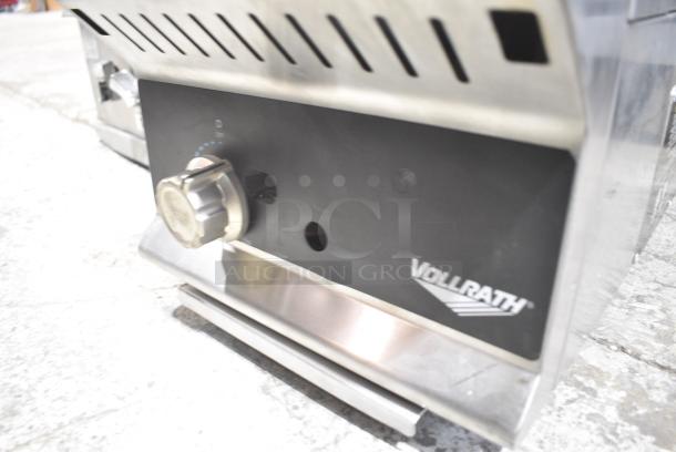 BRAND NEW SCRATCH AND DENT! Vulcan CBGMD-12 Stainless Steel Commercial Countertop Natural Gas Powered Charbroiler Grill. 40,000 BTU. - Image 4 of 7