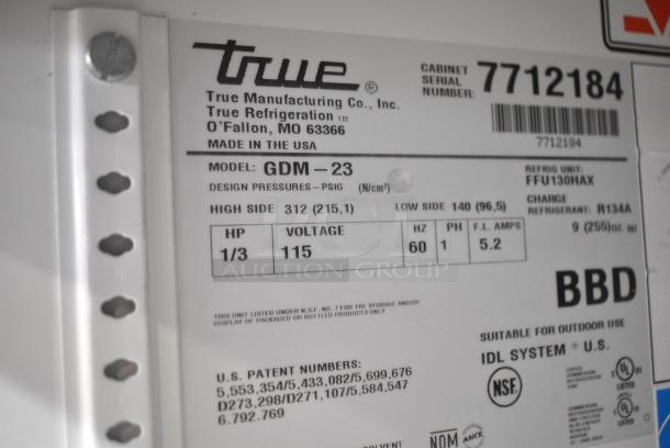 True GDM-23 Metal Commercial Single Door Reach In Cooler Merchandiser w/ Poly Coated Racks. 115 Volts, 1 Phase. Tested and Working! - Image 7 of 8