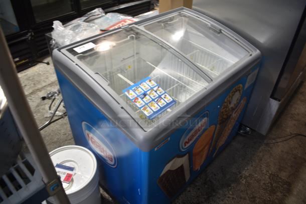 AHT RIO S 100 Metal Commercial 2 Door Chest Freezer Merchandiser w/ Baskets. 115 Volts, 1 Phase. Tested and Working! - Image 2 of 7