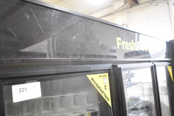 True GDM-72-HC Metal Commercial 3 Door Reach In Cooler Merchandiser w/ Poly Coated Racks. 115 Volts, 1 Phase. Tested and Working! - Image 3 of 9