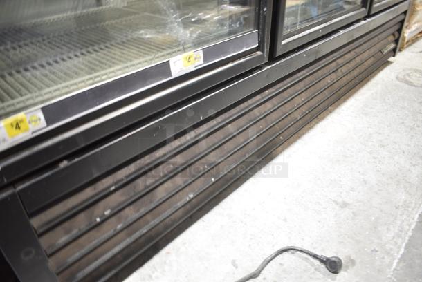 2019 True GDM-72-HC Metal Commercial 3 Door Reach In Cooler Merchandiser w/ Poly Coated Racks. 115 Volts, 1 Phase. Tested and Working! - Image 4 of 10