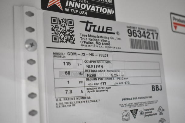 2019 True GDM-72-HC Metal Commercial 3 Door Reach In Cooler Merchandiser w/ Poly Coated Racks. 115 Volts, 1 Phase. Tested and Working! - Image 9 of 10