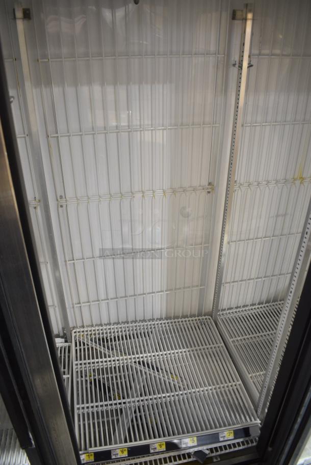 True GDM-72F-LD Metal Commercial 3 Door Reach In Freezer Merchandiser w/ Poly Coated Racks. 115/208-230 Volts, 1 Phase. Tested and Working! - Image 6 of 9
