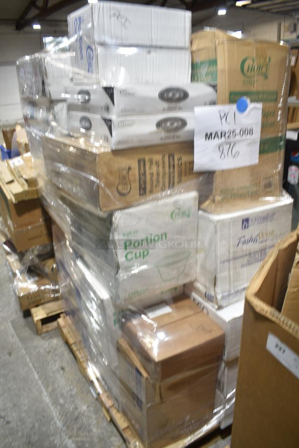 30 BRAND NEW SCRATCH AND DENT! Items Including 795PLAKFT8 EcoChoice Kraft PLA Lined Compostable #8 Take-Out Container 6" x 4 3/4" x 2 1/2" - 300/Case, 130TRAY16 Visions Black PET Plastic 16" Thermoform Catering / Deli Tray - 25/Case, 347RP6WHSS Visions Wave 6" White Plastic Plate - 180/Case, 612P527 Choice 7" Clear Round Plastic Dome Lid - 500/Case, 3 2400 Towels, 500MFTN Lavex Natural Brown Kraft M-Fold (Multifold) Towel - 4000/Case. 30 Times Your Bid! - Image 2 of 10