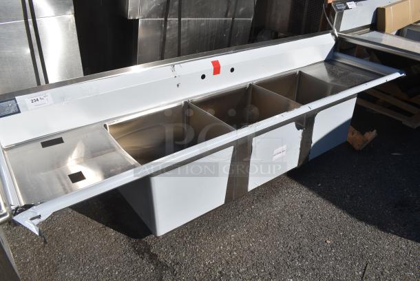 BRAND NEW SCRATCH AND DENT! Advance Tabco FC-3-1818-18RL Three Compartment Stainless Steel Commercial Sink with Two Drainboards - 90" Long, 18" x 18" x 14" Compartments - Image 2 of 9