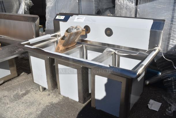 BRAND NEW SCRATCH AND DENT! Regency 600S31014 39" 16-Gauge Stainless Steel Three Compartment Commercial Sink with Galvanized Steel Legs and without Drainboards - 10" x 14" x 12" Bowls - Image 3 of 8