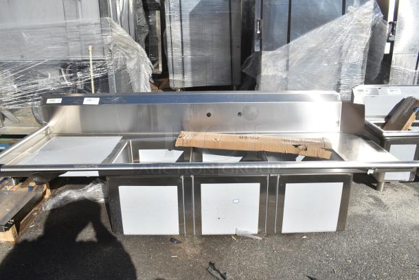 BRAND NEW SCRATCH AND DENT! Regency 600DDTS384LFT 16-Gauge 7' Soiled / Dirty Dish Table with 3-Compartment Sink - 16" x 20" x 14" Bowls - Left Drainboard - Image 1 of 6