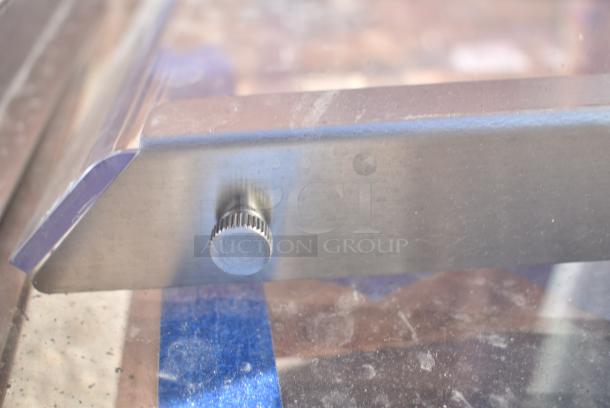 8 BRAND NEW SCRATCH AND DENT! Various Doors / Lids. 8 Times Your Bid! - Image 9 of 11