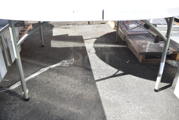 BRAND NEW SCRATCH AND DENT! White Round Folding Table. - Image 3 of 5