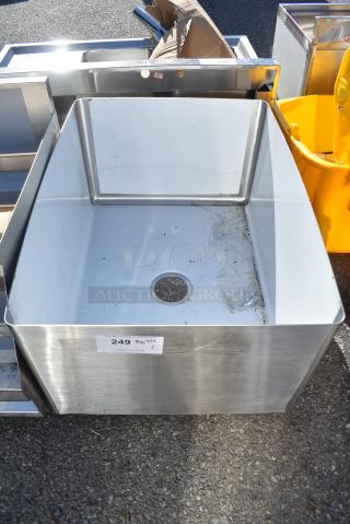 BRAND NEW SCRATCH AND DENT! Stainless Steel Single Bay Drop In Sink