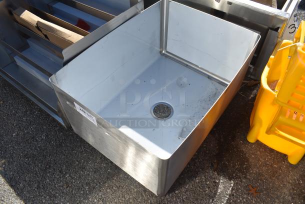 BRAND NEW SCRATCH AND DENT! Stainless Steel Single Bay Drop In Sink - Image 3 of 4