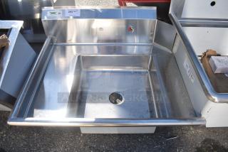 BRAND NEW SCRATCH AND DENT! Regency 600DDT36L 16 Gauge 3' Soiled / Dirty Dish Table - Left Drainboard. No Legs.