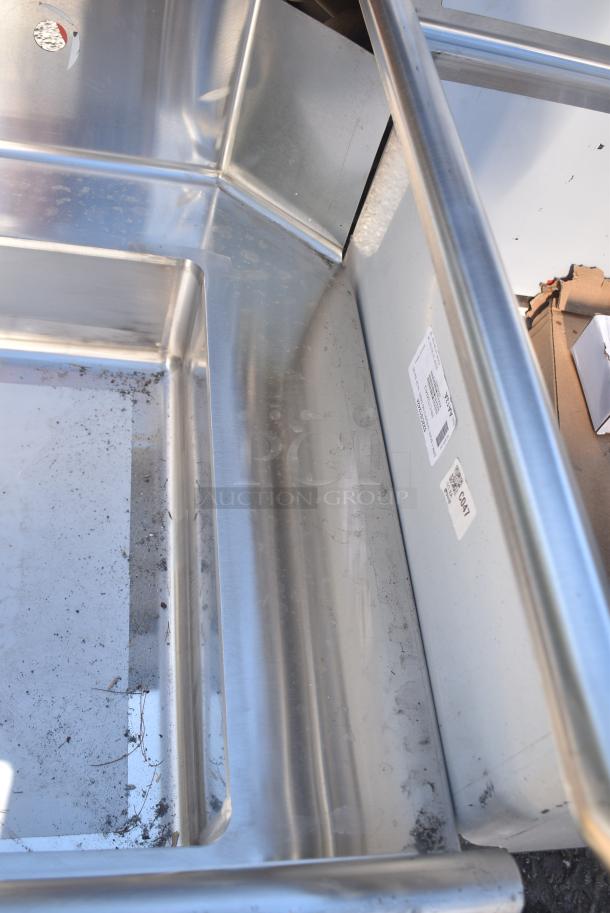 BRAND NEW SCRATCH AND DENT! Regency 600DDT36L 16 Gauge 3' Soiled / Dirty Dish Table - Left Drainboard. No Legs. - Image 5 of 6